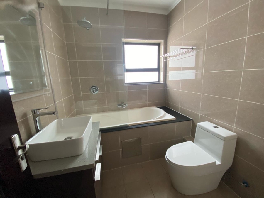 1 Bedroom Property for Sale in Broadacres Gauteng