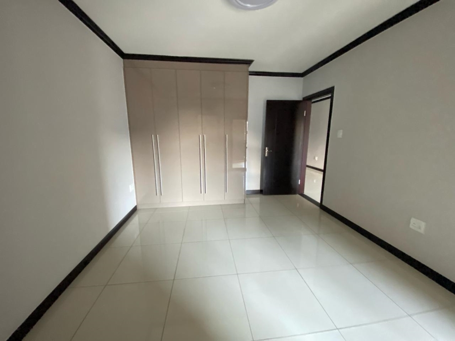 1 Bedroom Property for Sale in Broadacres Gauteng