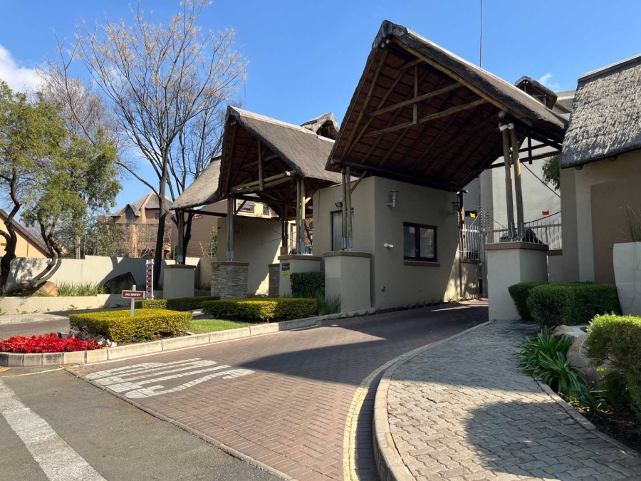 To Let 1 Bedroom Property for Rent in Pineslopes Gauteng