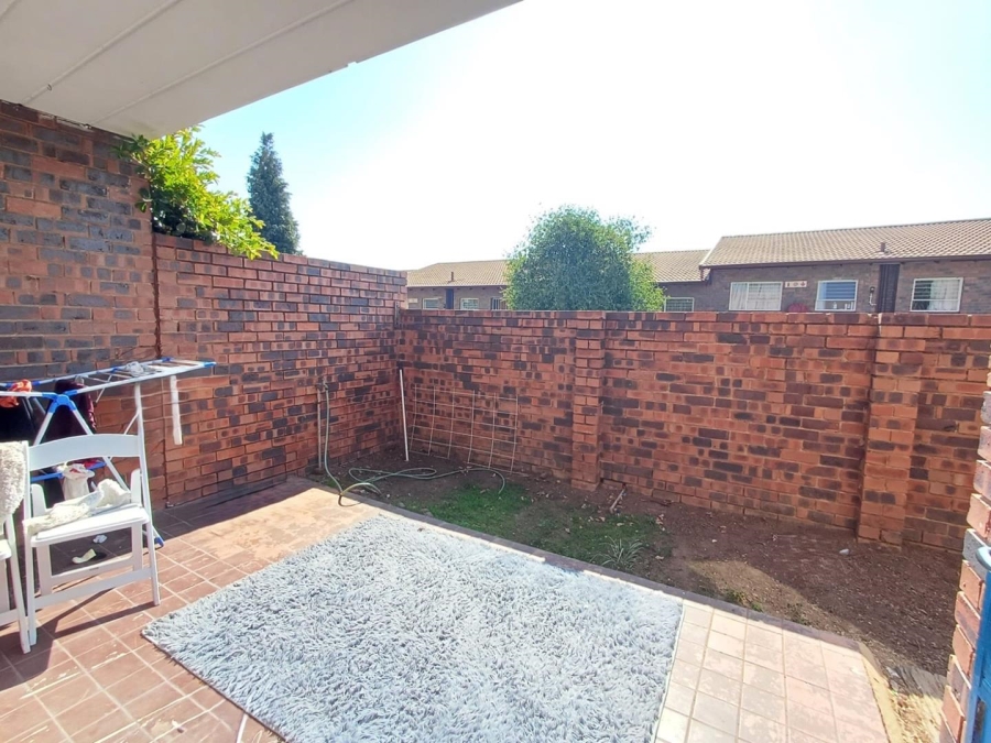 To Let 3 Bedroom Property for Rent in Ferndale Gauteng