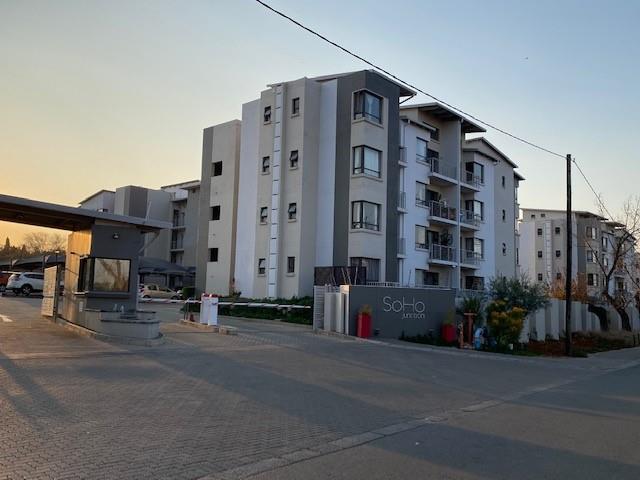 To Let 3 Bedroom Property for Rent in Broadacres Gauteng