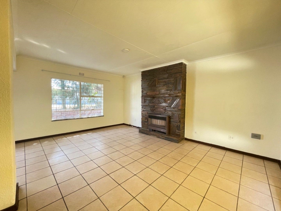 To Let 3 Bedroom Property for Rent in Birchleigh Gauteng