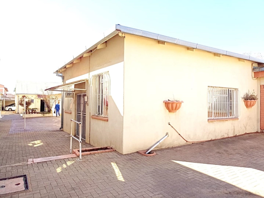 To Let commercial Property for Rent in Benoni AH Gauteng