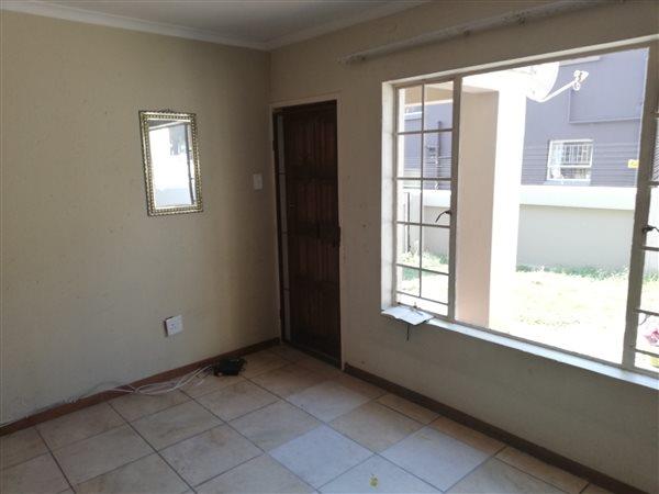 To Let 2 Bedroom Property for Rent in Vorna Valley Gauteng