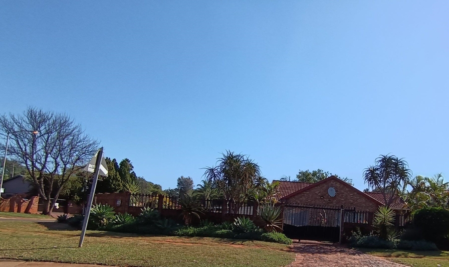 4 Bedroom Property for Sale in Pretoria North Gauteng