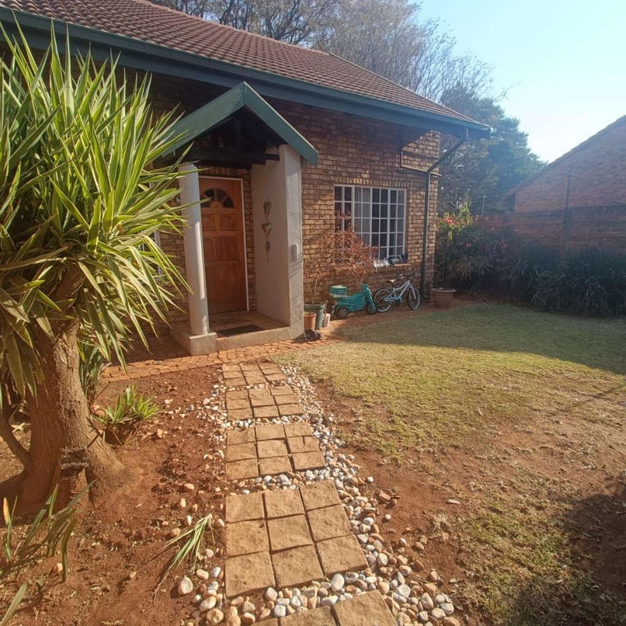 3 Bedroom Property for Sale in Clubview Gauteng