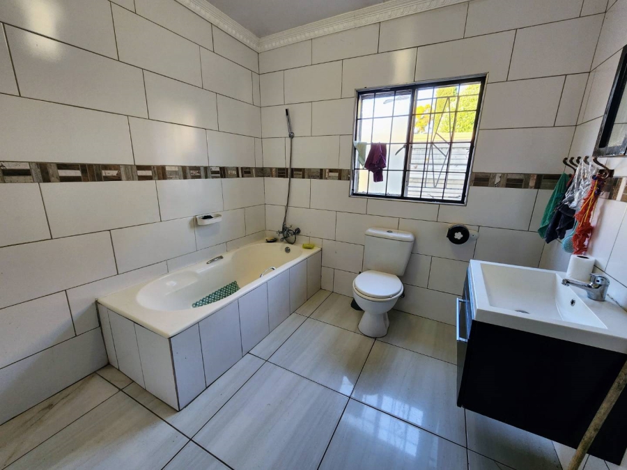 3 Bedroom Property for Sale in Villieria Gauteng