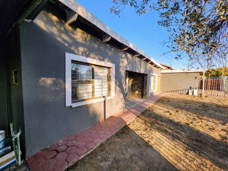 3 Bedroom Property for Sale in Villieria Gauteng