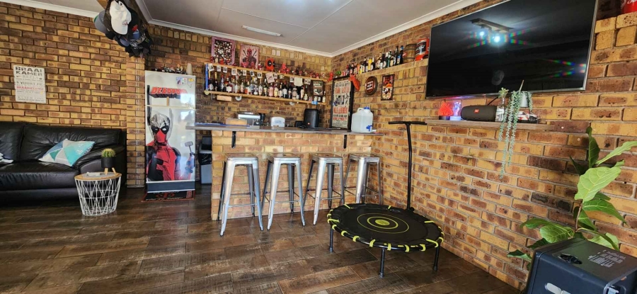 3 Bedroom Property for Sale in New Redruth Gauteng