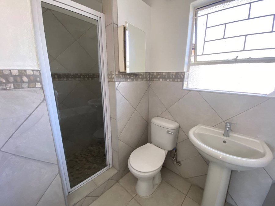 3 Bedroom Property for Sale in Brackendowns Gauteng