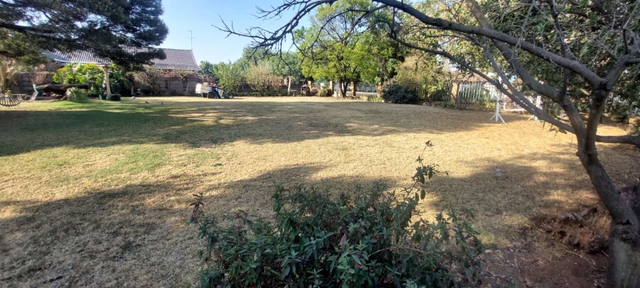 0 Bedroom Property for Sale in Brackenhurst Gauteng