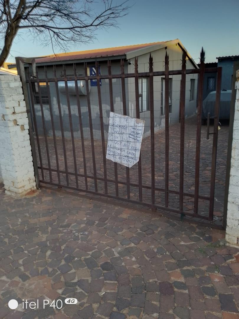 To Let 2 Bedroom Property for Rent in Tladi Gauteng