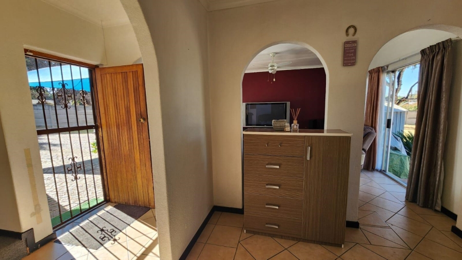 3 Bedroom Property for Sale in Brackendowns Gauteng