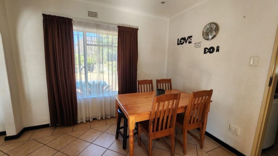 3 Bedroom Property for Sale in Brackendowns Gauteng