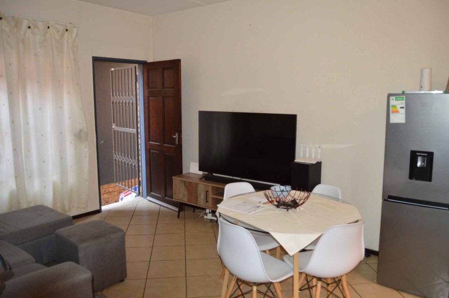 1 Bedroom Property for Sale in Alrode Gauteng