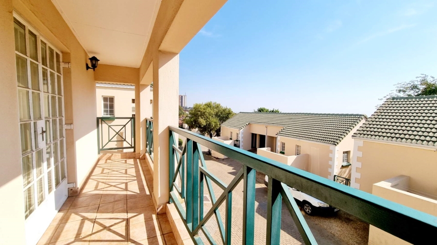 3 Bedroom Property for Sale in La Montagne Gauteng