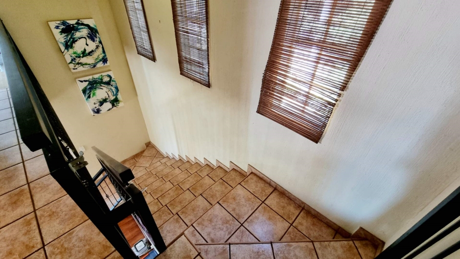 3 Bedroom Property for Sale in La Montagne Gauteng