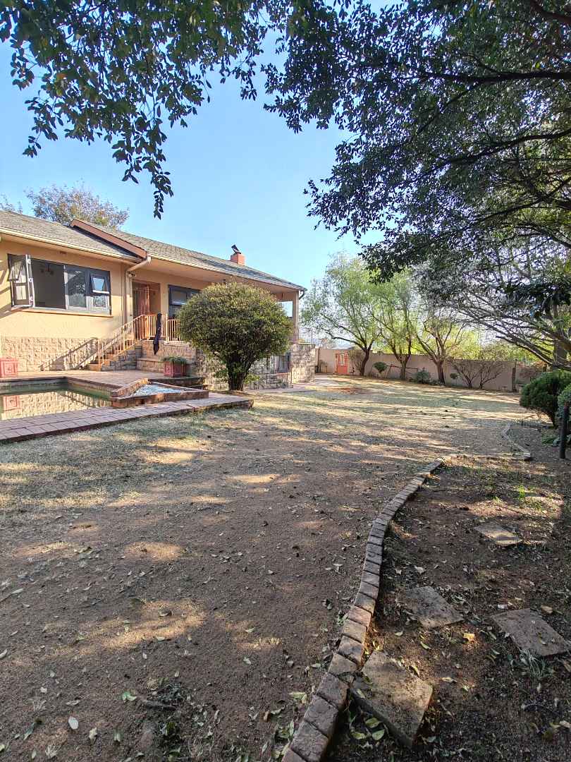 4 Bedroom Property for Sale in Rembrandt Park Gauteng