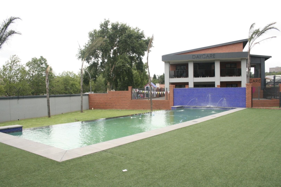 1 Bedroom Property for Sale in Bedfordview Gauteng