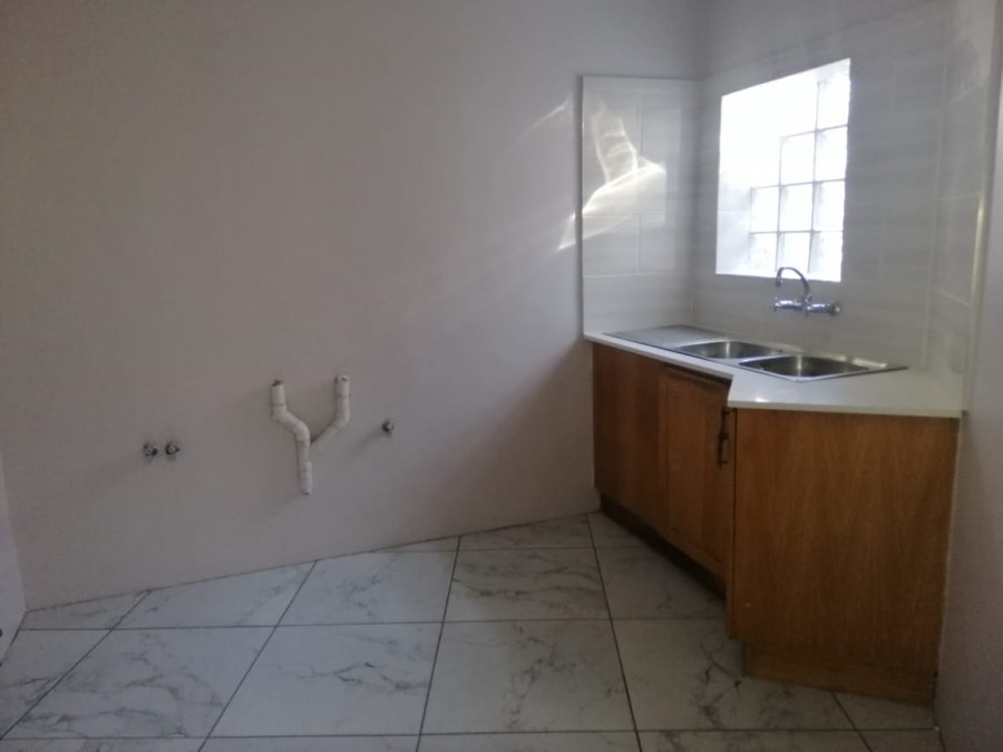 3 Bedroom Property for Sale in Mulbarton Gauteng