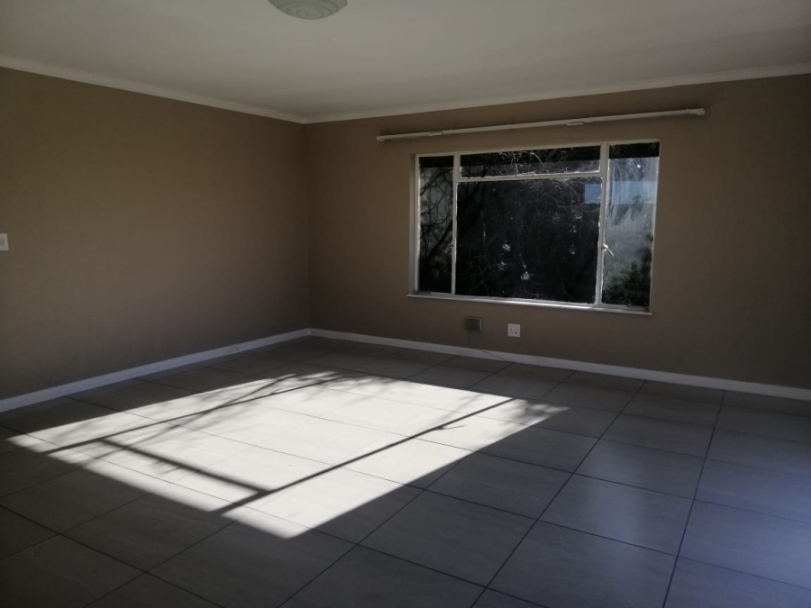 3 Bedroom Property for Sale in Mulbarton Gauteng