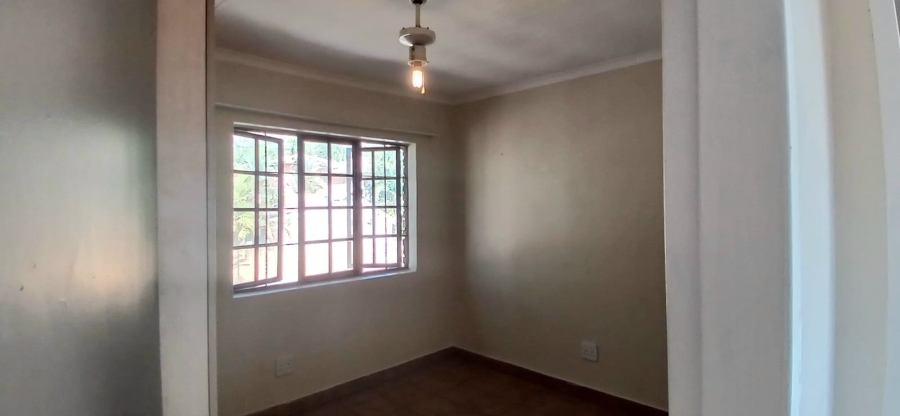 To Let 4 Bedroom Property for Rent in Magalieskruin Gauteng