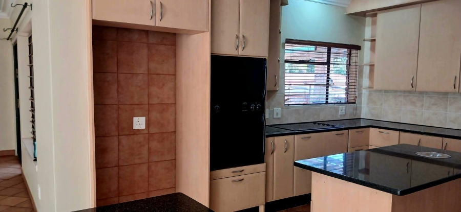 To Let 4 Bedroom Property for Rent in Magalieskruin Gauteng