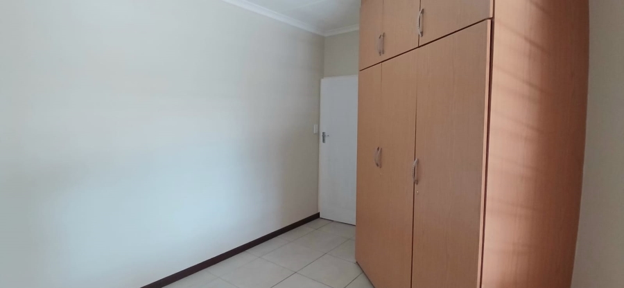 To Let 4 Bedroom Property for Rent in Magalieskruin Gauteng