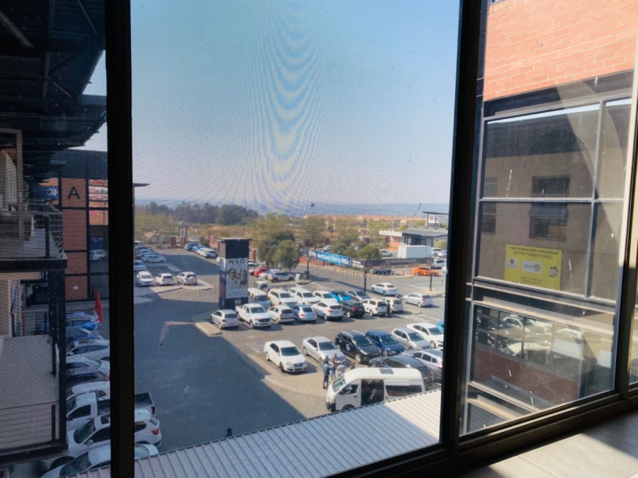 To Let commercial Property for Rent in North Riding Gauteng