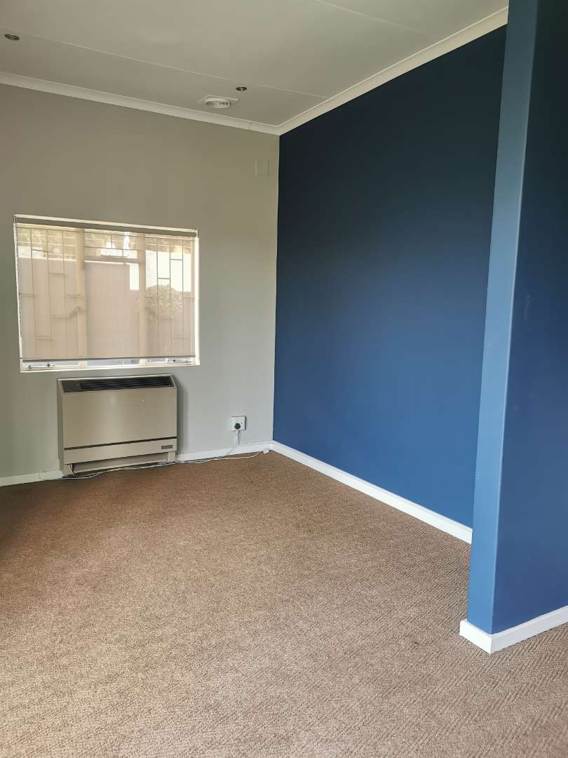 To Let 4 Bedroom Property for Rent in Waterkloof Ridge Gauteng