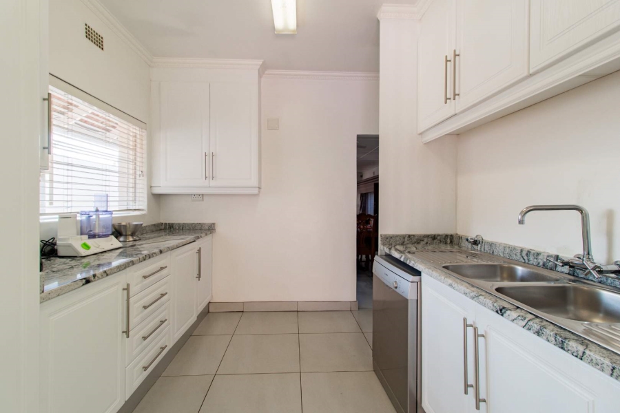 4 Bedroom Property for Sale in Bedfordview Gauteng