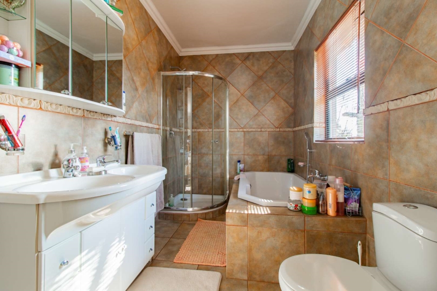 4 Bedroom Property for Sale in Bedfordview Gauteng