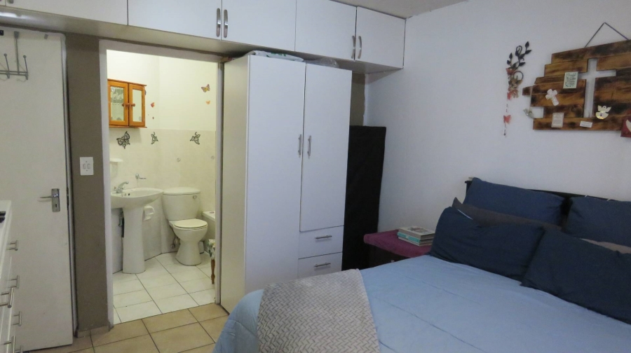 2 Bedroom Property for Sale in South Crest Gauteng