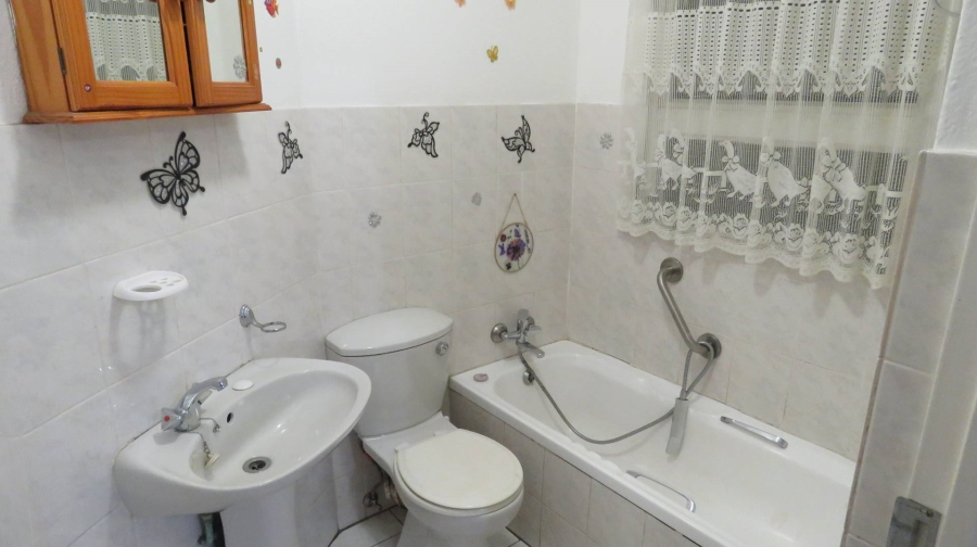 2 Bedroom Property for Sale in South Crest Gauteng