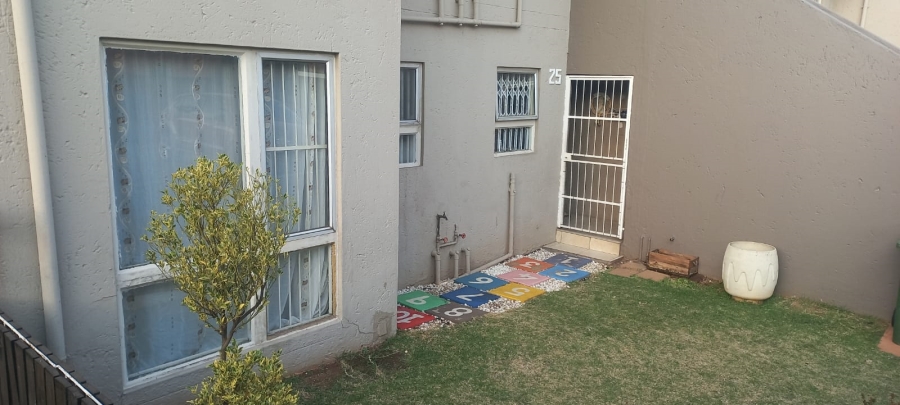 2 Bedroom Property for Sale in South Crest Gauteng