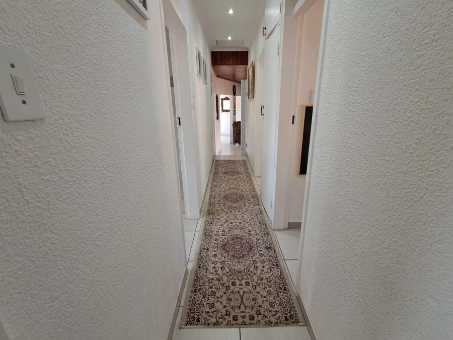 3 Bedroom Property for Sale in Oakdene Gauteng