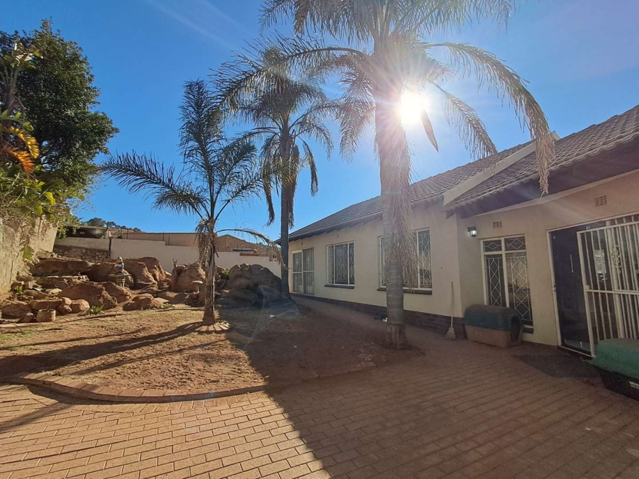 3 Bedroom Property for Sale in Oakdene Gauteng