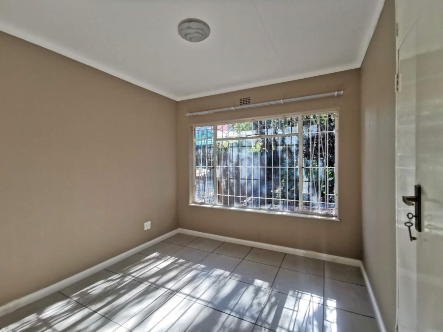 3 Bedroom Property for Sale in Mulbarton Gauteng