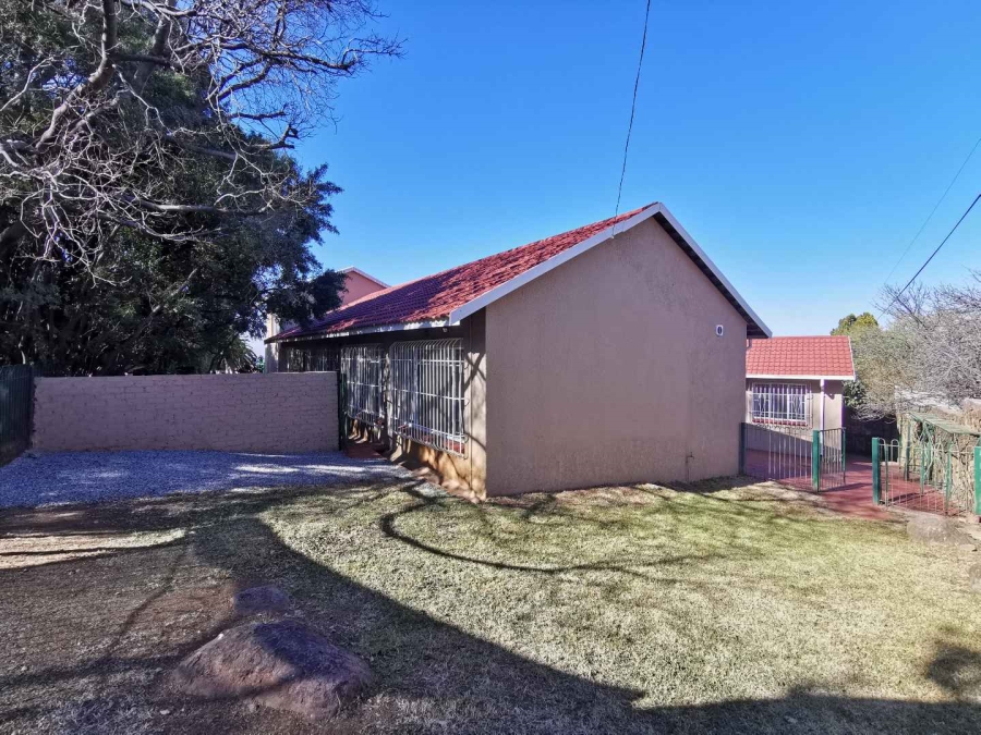 3 Bedroom Property for Sale in Mulbarton Gauteng