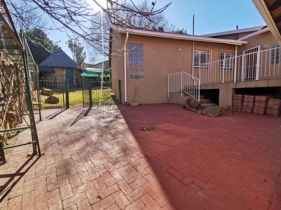 3 Bedroom Property for Sale in Mulbarton Gauteng