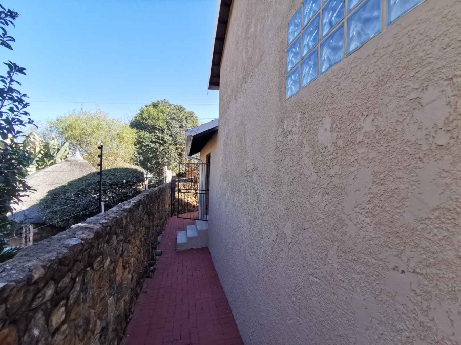 3 Bedroom Property for Sale in Mulbarton Gauteng