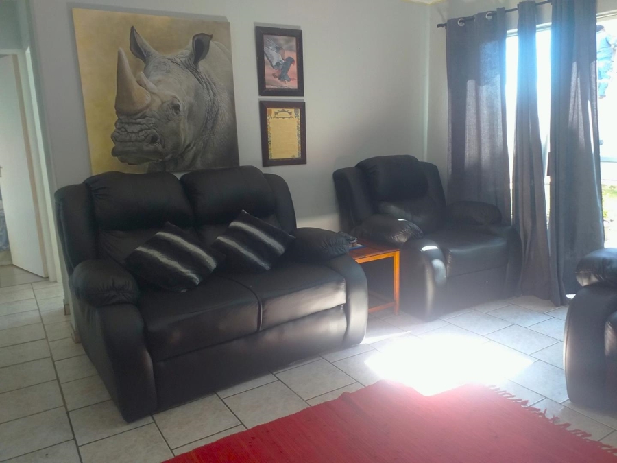 2 Bedroom Property for Sale in Verwoerdpark Gauteng