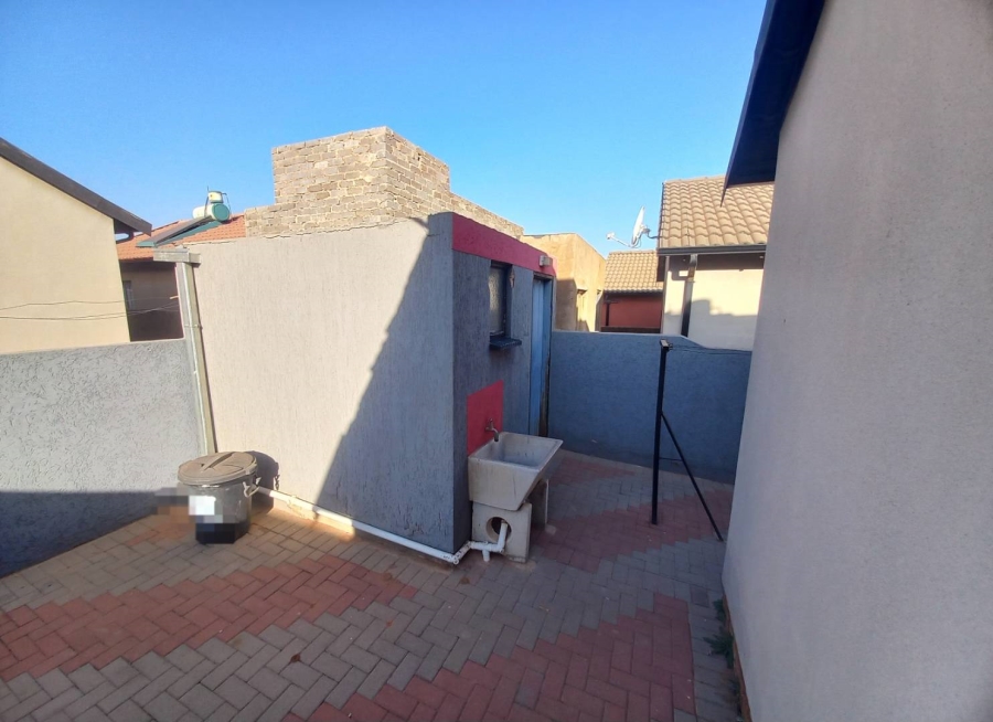 2 Bedroom Property for Sale in Soshanguve Gauteng