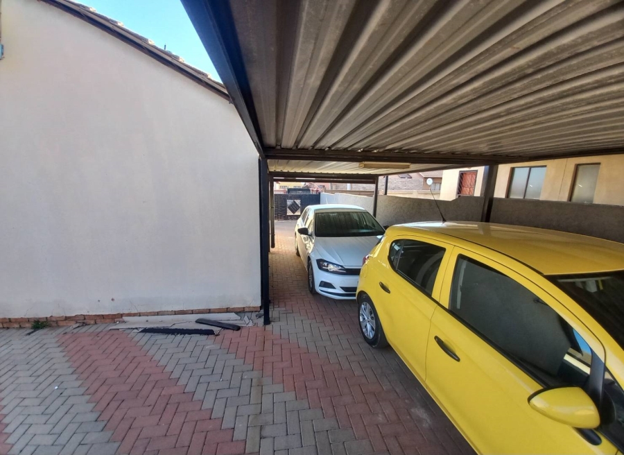 2 Bedroom Property for Sale in Soshanguve Gauteng