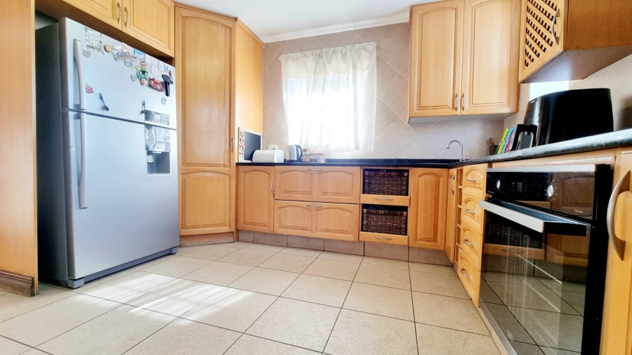 3 Bedroom Property for Sale in Equestria Gauteng