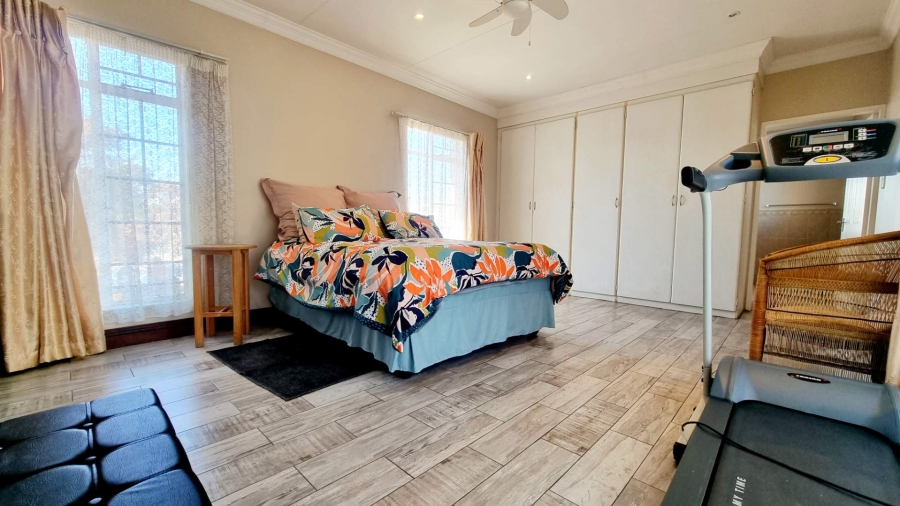 3 Bedroom Property for Sale in Equestria Gauteng