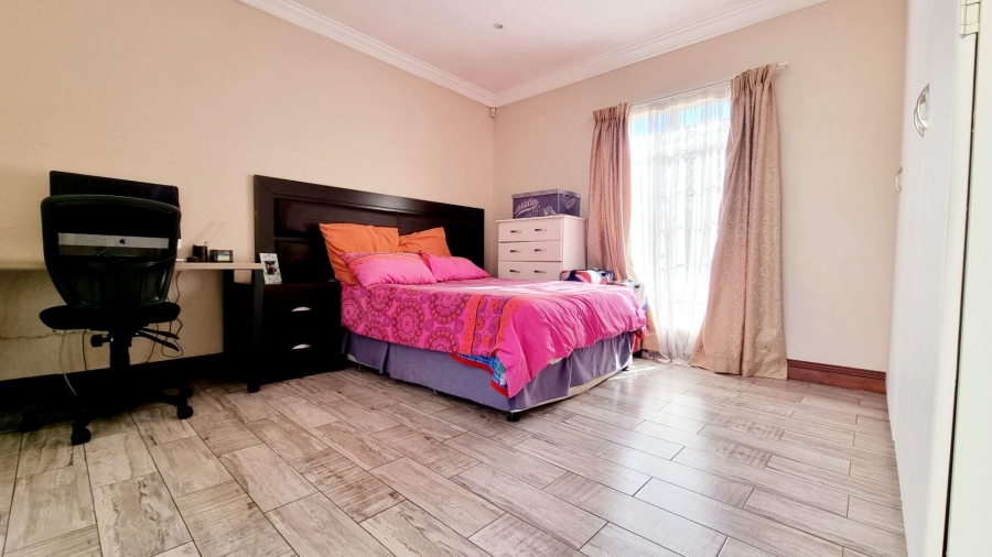 3 Bedroom Property for Sale in Equestria Gauteng