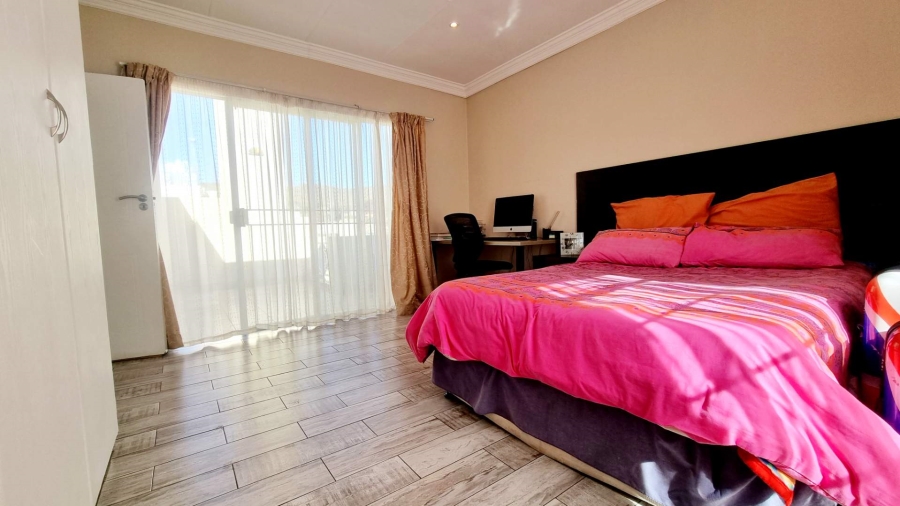 3 Bedroom Property for Sale in Equestria Gauteng