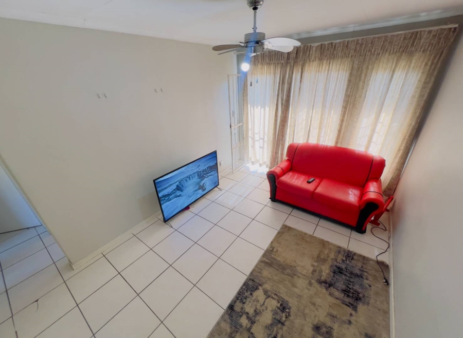 2 Bedroom Property for Sale in The Orchards Gauteng