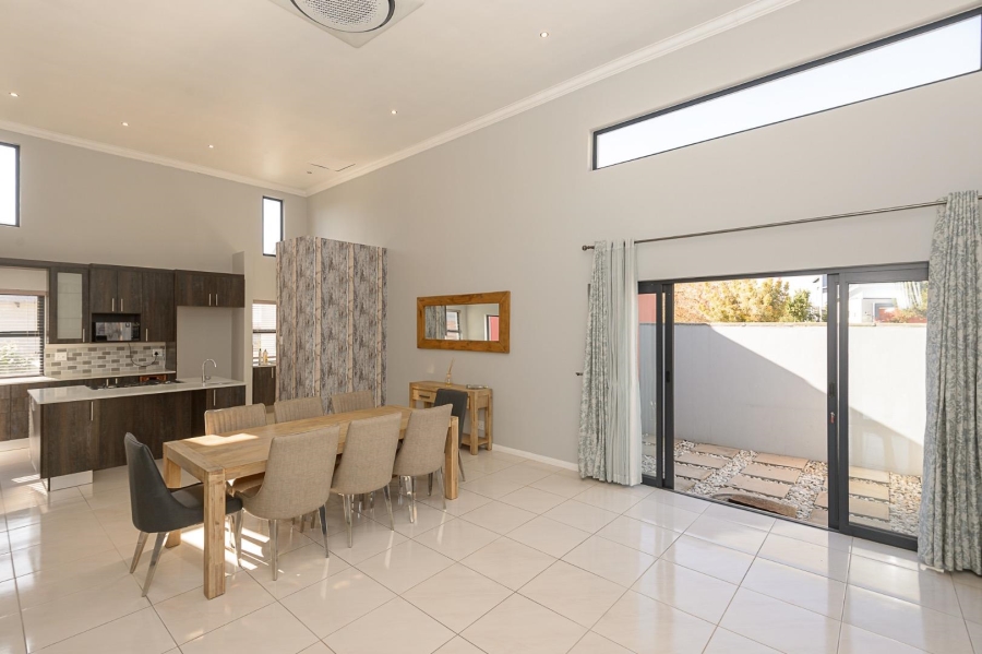 3 Bedroom Property for Sale in Copperleaf Estate Gauteng